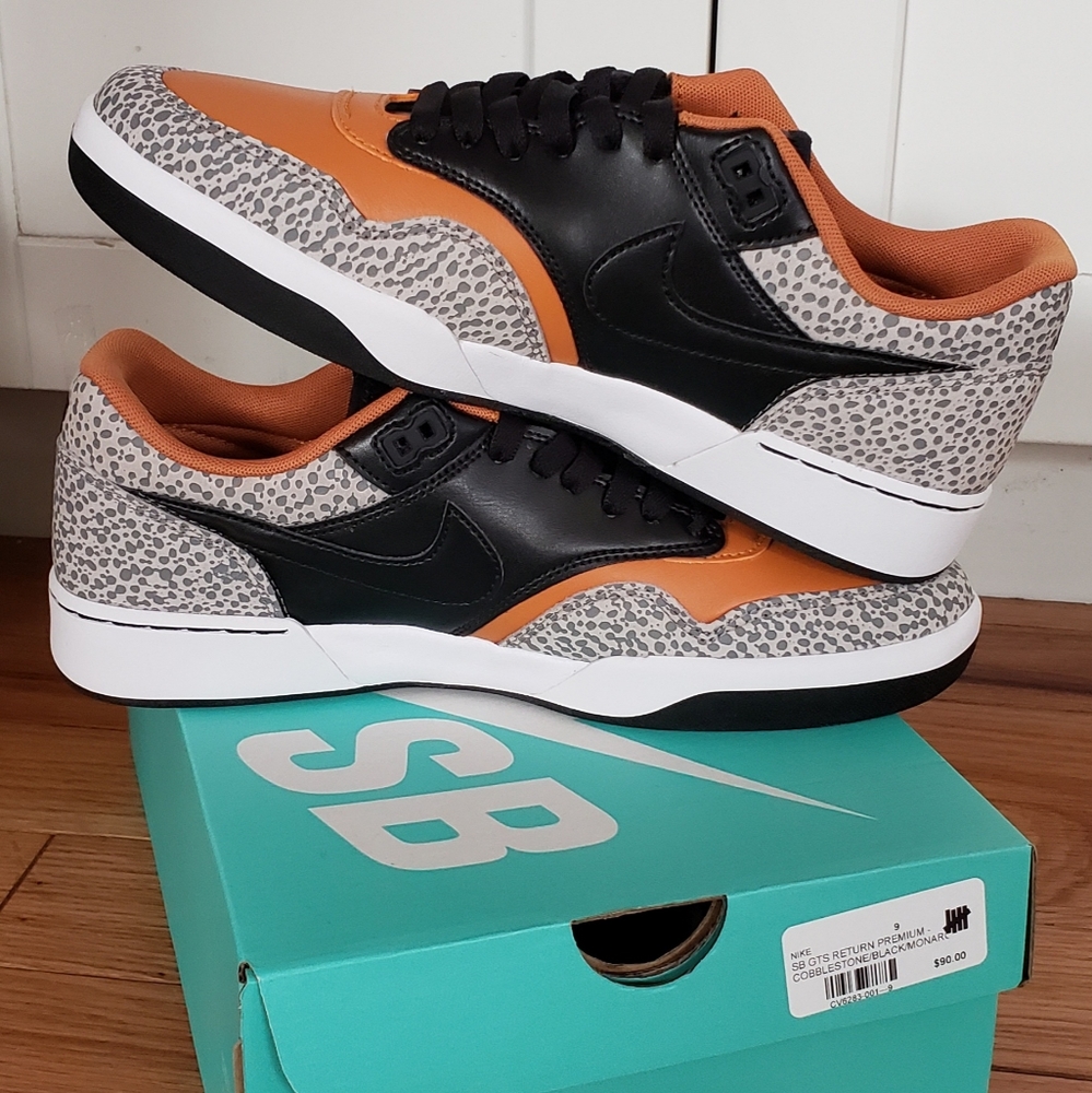 DS NIKE SB GTS RETURN PRM L SIZE 9